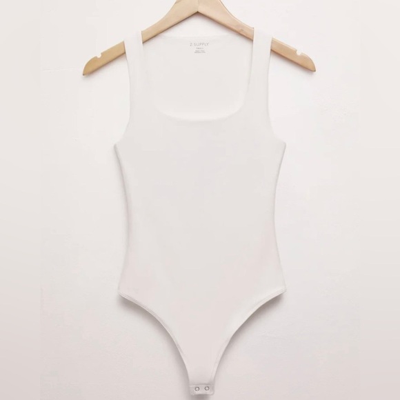 Never worn New without Tags- Z Supply Alana So Smooth Bodysuit- White- L - Picture 4 of 8